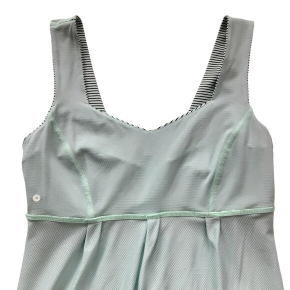 Lululemon Tame Me Tank Top Striped Fresh Teal Mini Hyper Womens 4 Dance Yoga Gym - Picture 7 of 13
